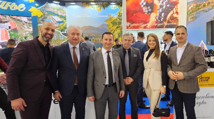 Министар Нед Пуховац посјетио Међународни сајам туризма у Београду