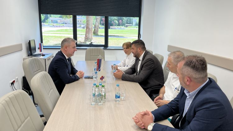 Нови мамограф и магнетна резонанца за Болницу 