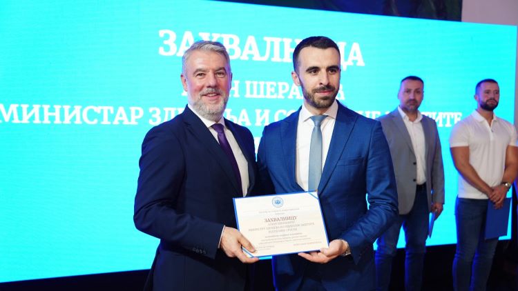 Захвалница министру Шеранићу за подршку и допринос бољем животу повратника у Босанском Петровцу