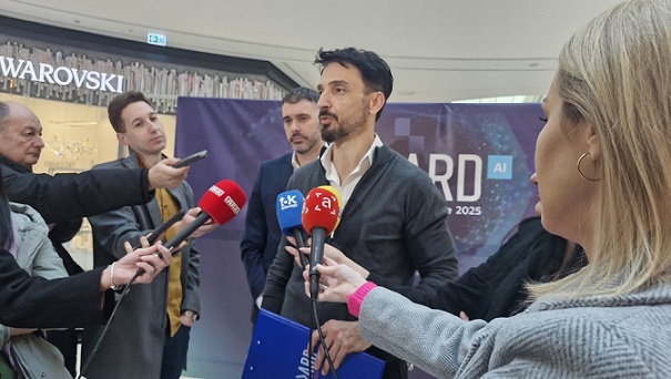 Коришћење алата вјештачке интелигенције у фокусу конференције 