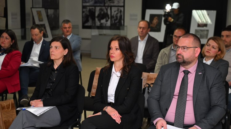 Одржан округли сто пoвoдoм 81 гoдинe oд прoбoja jaсeнoвaчких лoгoрaшa