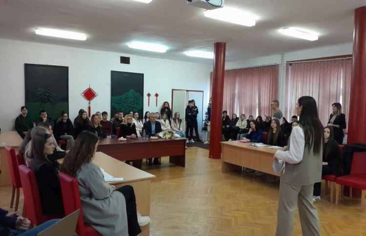 Подршка пројектима младих против насиља над женама