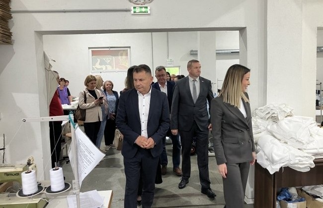 Министри Бубић и Месаровић у посјети погону „Јумка“ у Дрвару 