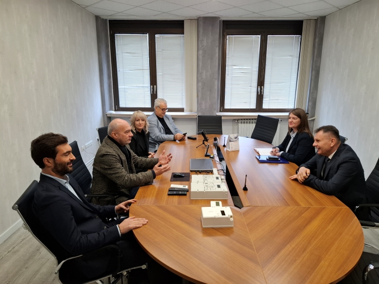 Министар Раденко Бубић посјетио привредни субјект „Микроелектроника“ а.д. Бања Лука