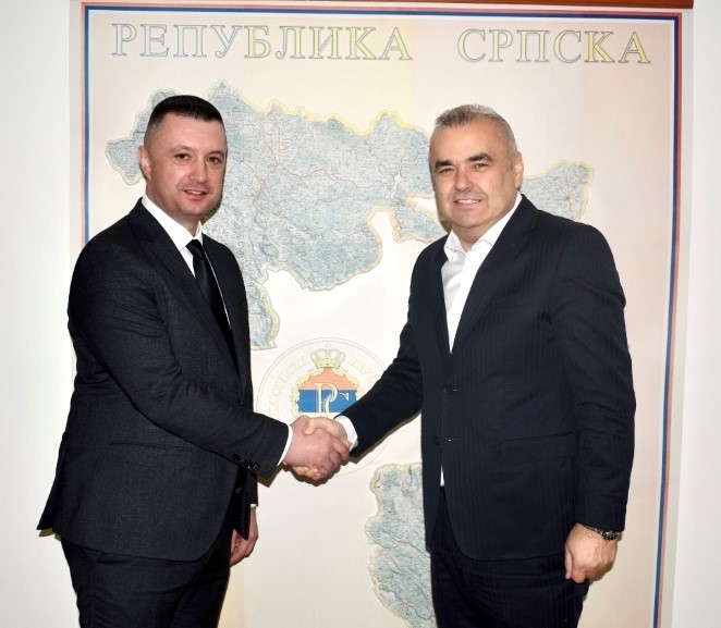 Састанак министра Стевановића са директором Агенције за безбједност саобраћаја: Заједничким дјеловањем до већег нивоа безбједности на путевима