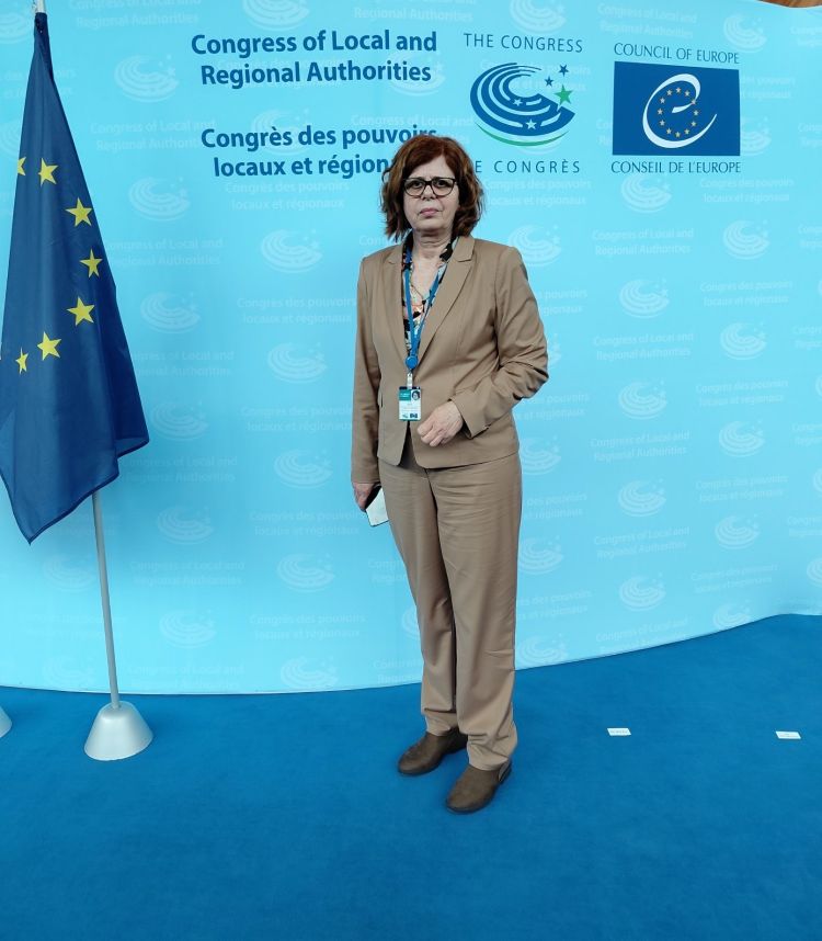 Другог дана засједања Конгреса министарка Јујић присуствовала сједници Одбора за праћење спровођења Европске повеље о локалној самоуправи 