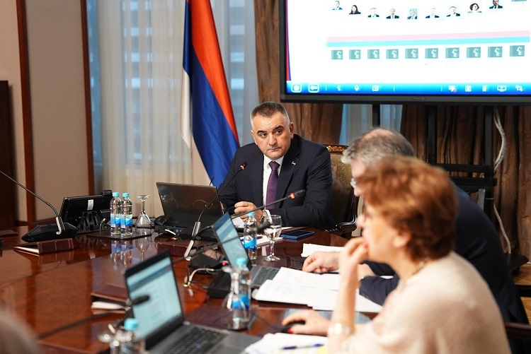 16. сједница Владе Републике Српске: Минимална плата подигнута на 1.000 КМ, у плану велике инвестиције