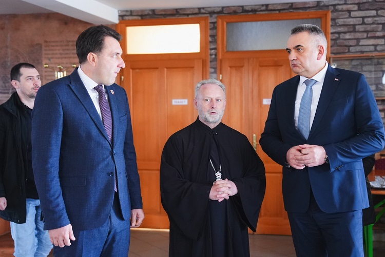 Премијер Минић на Сокоцу: Подршка реконструкцији Романијске Лазарице и развоју „Романијске куће“