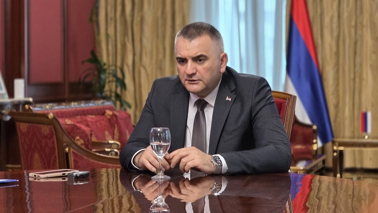 Предсједник Владе Републике Српске Саво Минић упутио ускршњу честитку